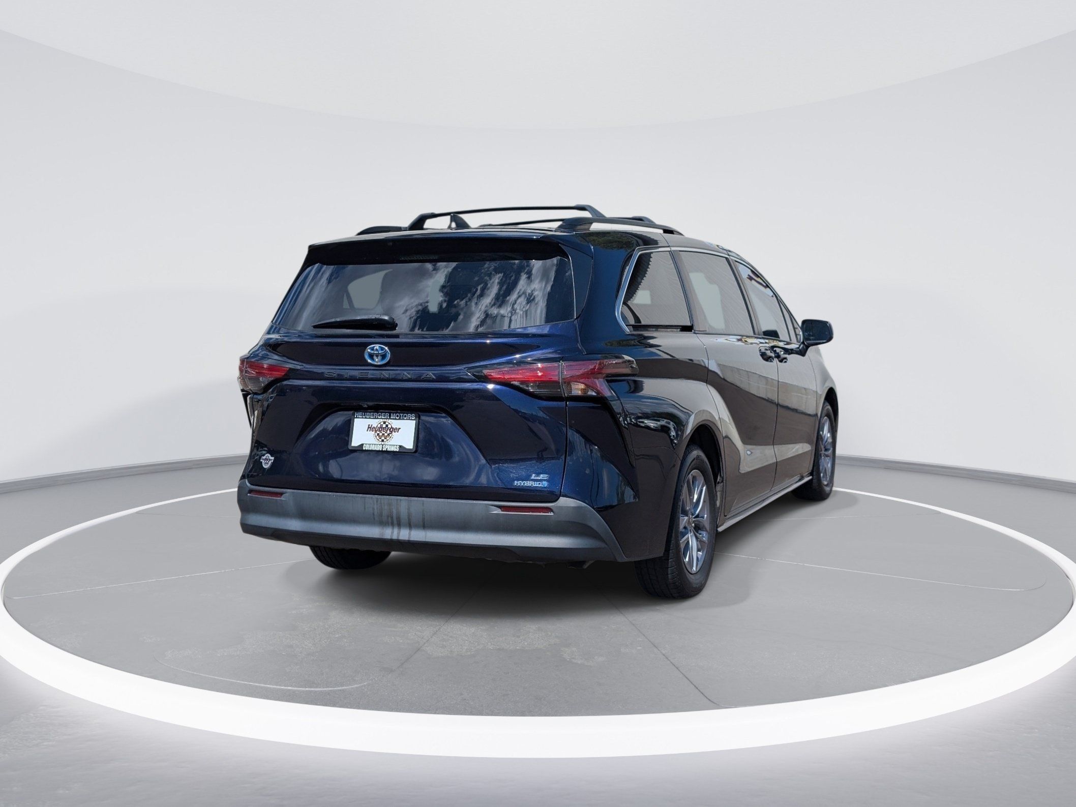 Used 2022 Toyota Sienna LE FWD image 7