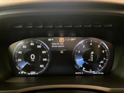 Used 2022 Volvo XC90 T5 Momentum w/ Climate Package FWD image 24