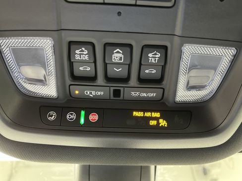Used 2023 Buick Enclave Essence w/ Experience Buick Package AWD/4WD image 31