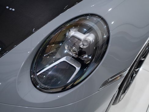 Used 2022 Porsche 911 GT3 RWD image 45