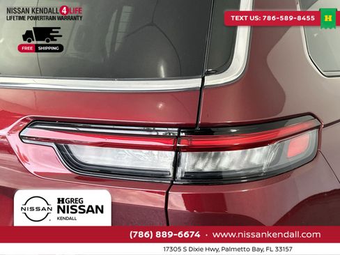 Used 2024 Jeep Grand Cherokee L Laredo image 29