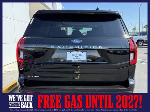 New 2026 Ford Expedition Active RWD image 7
