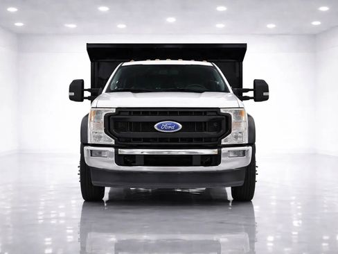 Used 2020 Ford F550 2WD Crew Cab Super Duty w/ Power Equipment Group image 8
