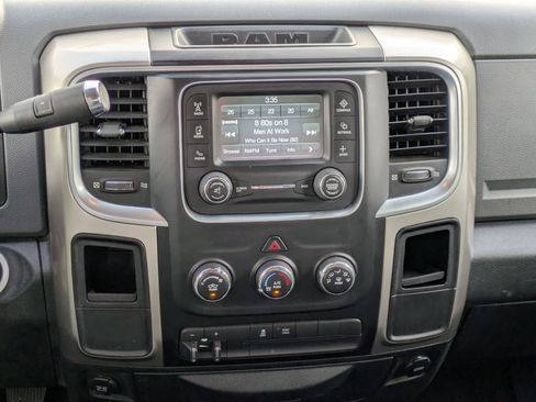 Used 2015 RAM 2500 SLT image 18