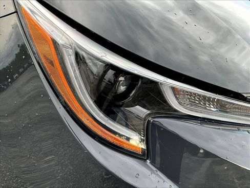 Used 2026 Toyota Corolla LE FWD image 31