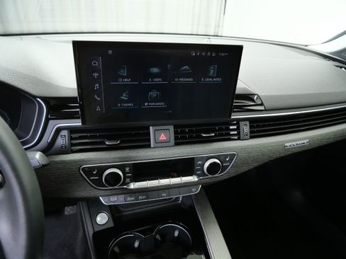 Used 2023 Audi A4 2.0T Premium Plus w/ Premium Plus Package AWD/4WD image 18