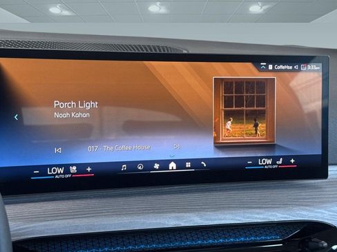 Used 2025 BMW i4 eDrive40 w/ Premium Package RWD image 23
