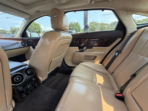 Used 2013 Jaguar XJ L Portfolio AWD/4WD image 19