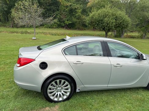 Used 2011 Buick Regal CXL FWD image 31