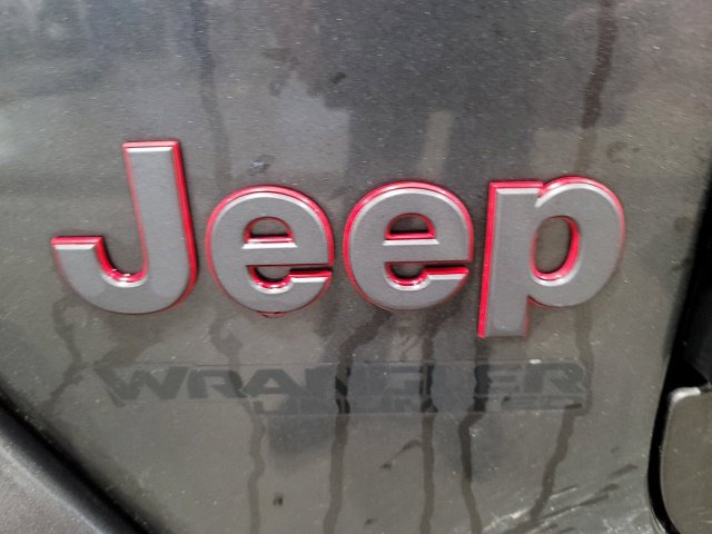 Used 2018 Jeep Wrangler Unlimited Rubicon AWD/4WD image 16