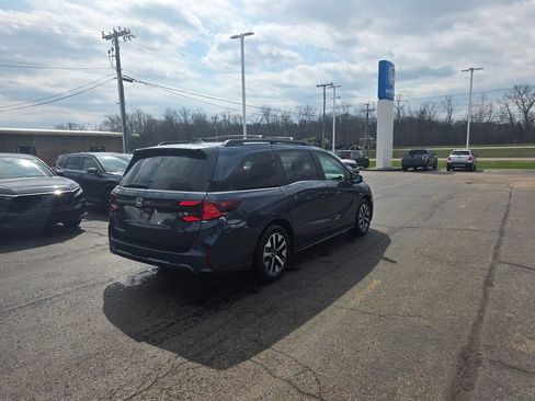 New 2026 Honda Odyssey EX-L image 3