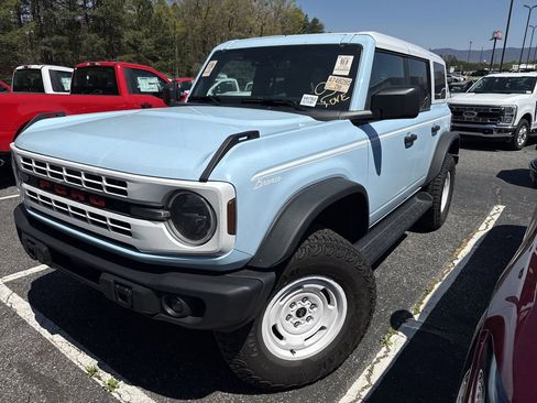 Used 2025 Ford Bronco Heritage Edition image 5