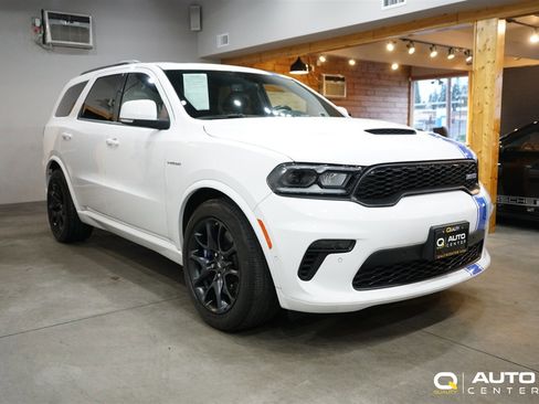 Used 2022 Dodge Durango R/T w/ Tow 'N Go Group image 3