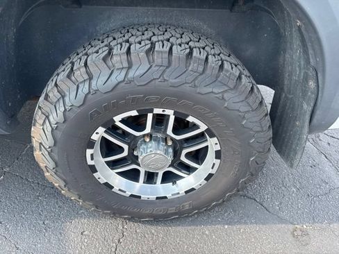 Used 2010 Dodge Ram 1500 Truck ST w/ ST Popular Equipment Group AWD/4WD image 6