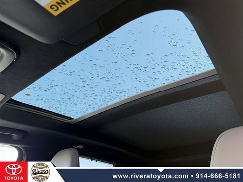 Used 2025 Volvo XC90 T8 Ultra image 25