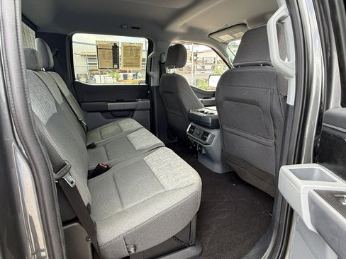 Certified 2022 Ford F150 XLT w/ Equipment Group 302A High image 26