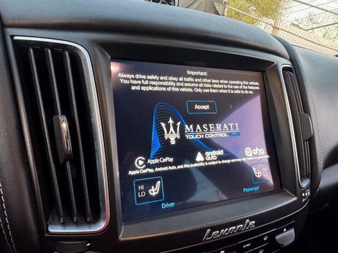 Used 2017 Maserati Levante S AWD/4WD image 19