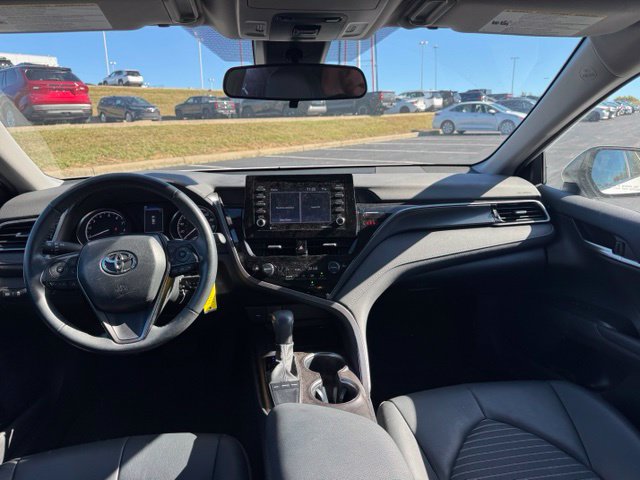 Used 2023 Toyota Camry SE FWD image 17