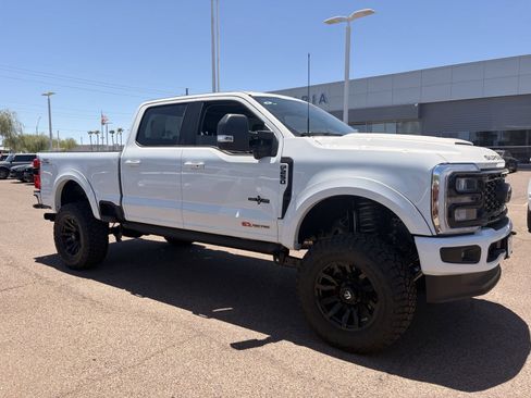 New 2026 Ford F250 XLT w/ XLT Premium Package AWD/4WD image 8
