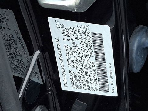 Certified 2018 Acura TLX V6 w/ Technology Package FWD image 28