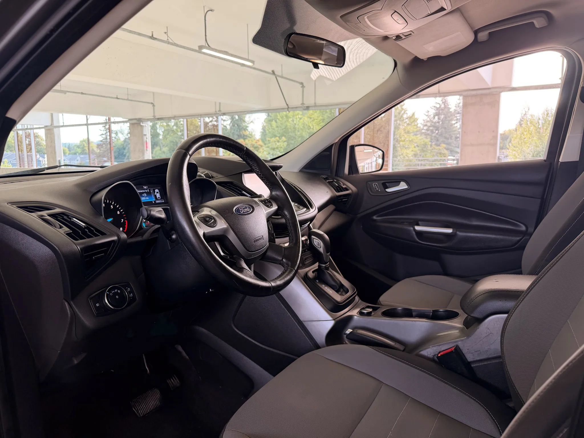 Used 2014 Ford Escape SE w/ Equipment Group 201A AWD/4WD image 16