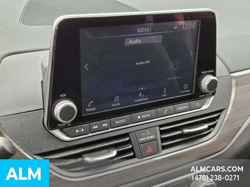 Used 2025 Nissan Altima 2.5 SV image 25