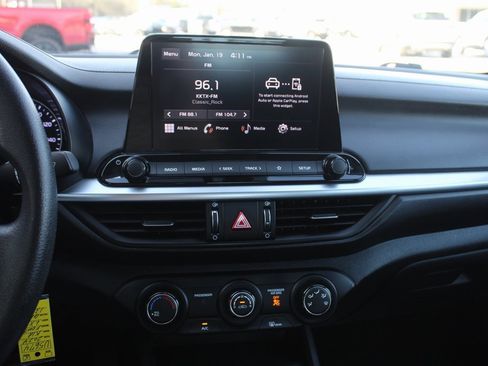 Used 2024 Kia Forte LXS image 14