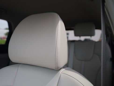 New 2026 Kia Sorento S FWD image 23