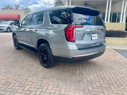 Used 2023 GMC Yukon SLT w/ SLT Premium Package