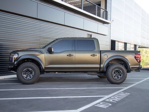 Used 2024 Ford F150 Raptor w/ Equipment Group 803A Raptor R AWD/4WD image 2