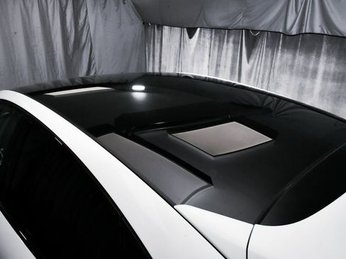 Used 2022 Porsche Cayenne Coupe image 77