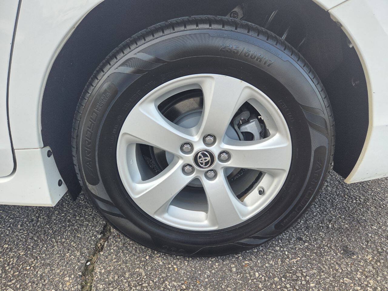Used 2018 Toyota Sienna LE FWD image 5