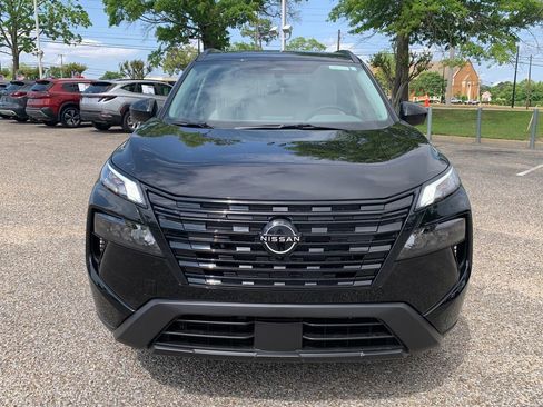 New 2026 Nissan Rogue SV FWD image 3