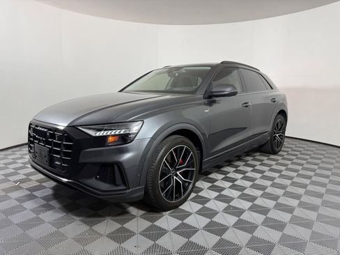 Used 2021 Audi Q8 Prestige w/ Prestige Package image 1