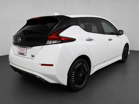 Certified 2023 Nissan Leaf SV Plus FWD image 4