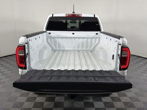 New 2026 GMC Canyon Elevation w/ Convenience Package image 16