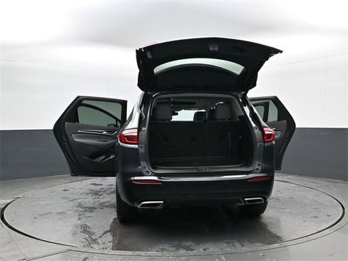 Certified 2020 Buick Enclave Essence w/ LPO, Touring Package image 33