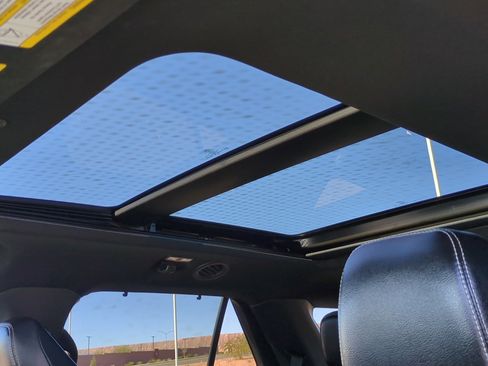 Used 2022 Ford Explorer ST w/ Equipment Group 401A image 15