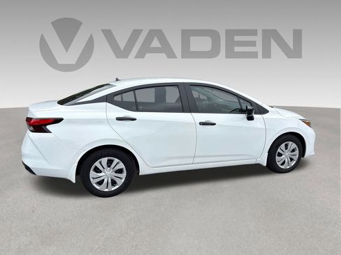 Used 2025 Nissan Versa S w/ Trunk Package FWD image 24