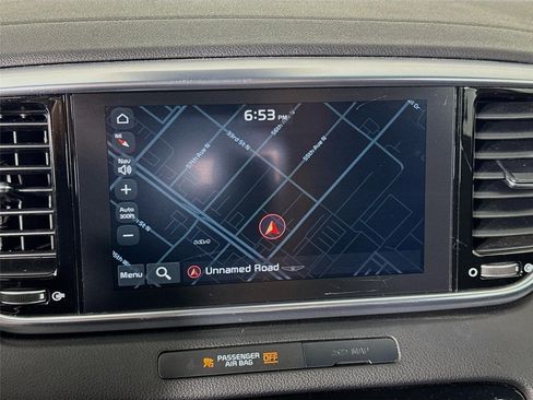 Used 2022 Kia Sportage EX w/ EX Technology Package FWD image 16