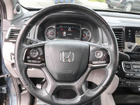 Used 2019 Honda Pilot Touring image 19