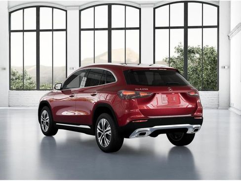 New 2026 Mercedes-Benz GLA 250 4MATIC image 28
