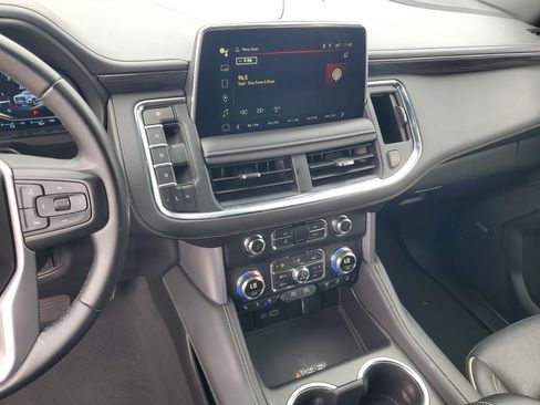 Used 2024 GMC Yukon XL SLT image 22