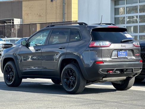 Used 2022 Jeep Cherokee Trailhawk w/ Trailer Tow Group AWD/4WD image 5