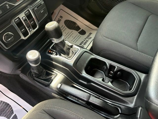 Used 2023 Jeep Gladiator Sport AWD/4WD image 23