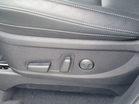 Used 2025 Kia Telluride S FWD image 26