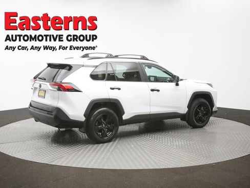 Used 2021 Toyota RAV4 LE image 43