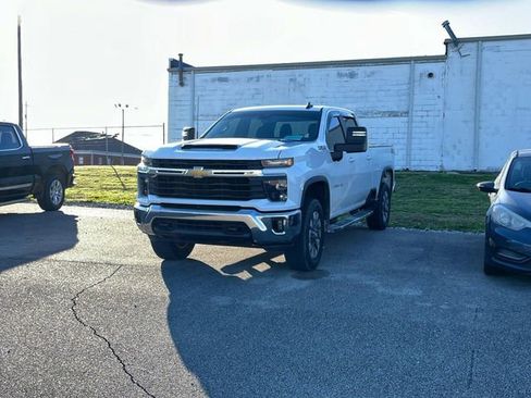 Certified 2024 Chevrolet Silverado 2500 LT w/ All Star Edition image 7