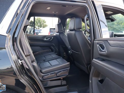 Used 2024 GMC Yukon SLT AWD/4WD image 30