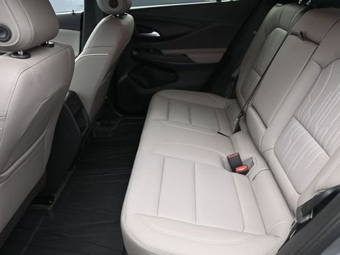 Used 2025 Buick Envista Avenir FWD image 15